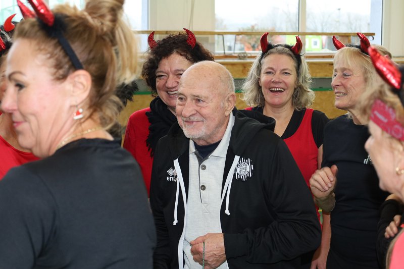 IMG_4004.JPG - usilují o duše ...